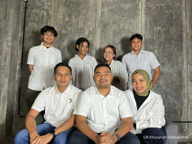 CEO Pramudya Rashid bersama tim GR Khazanah Global