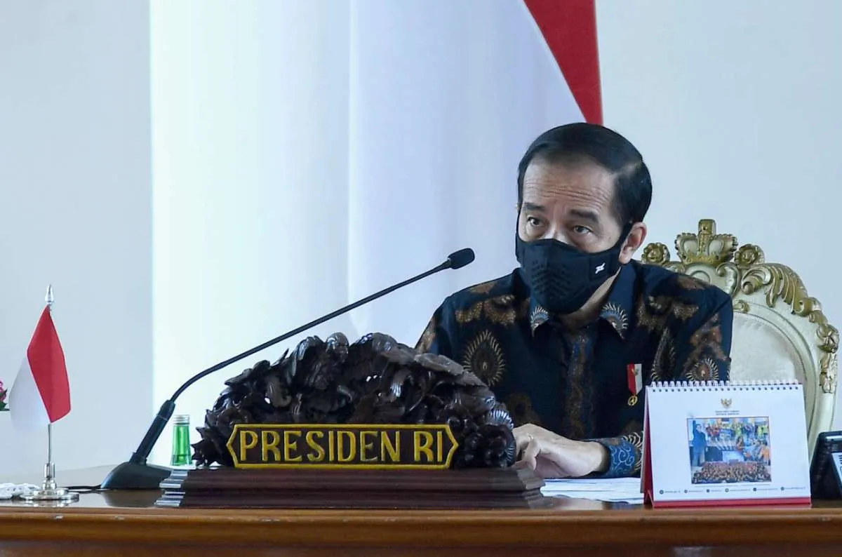 Jokowi ingatkan jumlah tes Covid-19 perlu diperbanyak