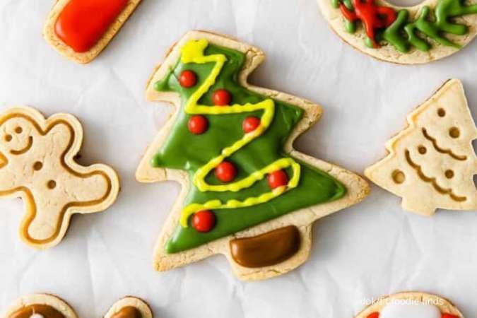 Resep Almond Christmas Cookies, Kue Pohon Cemara Bercitarasa Almond yang Lembut