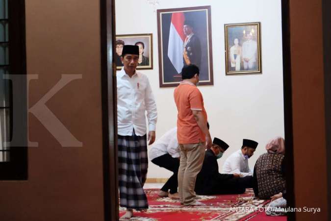 Jokowi: Saya memohonkan doa dari jauh untuk almarhumah ibunda kami