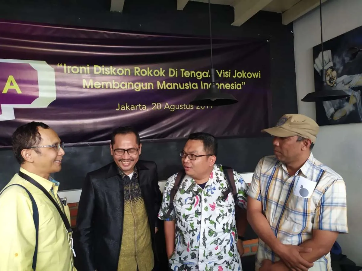 Sejumlah pihak mendesak pemerintah batalkan kebijakan diskon harga rokok