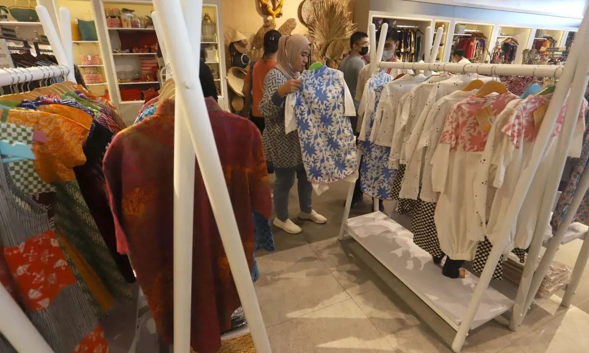 Promo Spesial BRI Berikan Diskon Rp100 Ribu untuk Belanja Fashion di Klamby