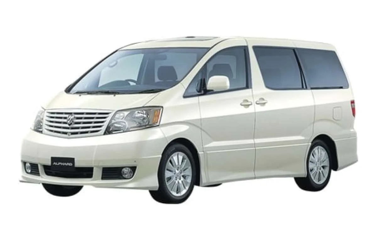 Murah banget per September 2021, simak harga mobil bekas Toyota Alphard varian ini