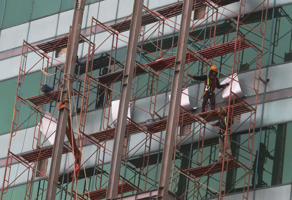 OJK Catat Aset Program Jaminan Asuransi Sosial Capai Rp 207,37 Triliun per Juli 2025