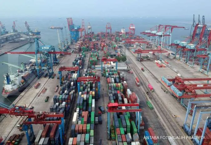 Indonesia posts largest trade gap in 7 months