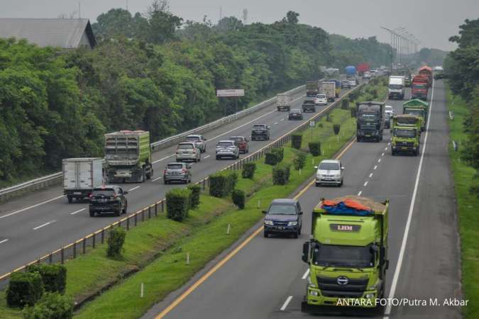 Pengusaha Truk Stop Operasi Lebih Awal, Begini Dampaknya bagi Industri Logistik