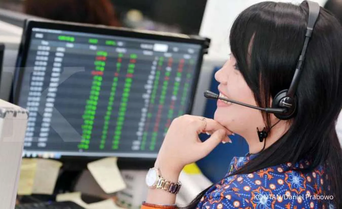 Terpopuler: IHSG, Pencairan BSU, Suspensi 2 BUMN, Ekspor Ayam, Hingga Properti