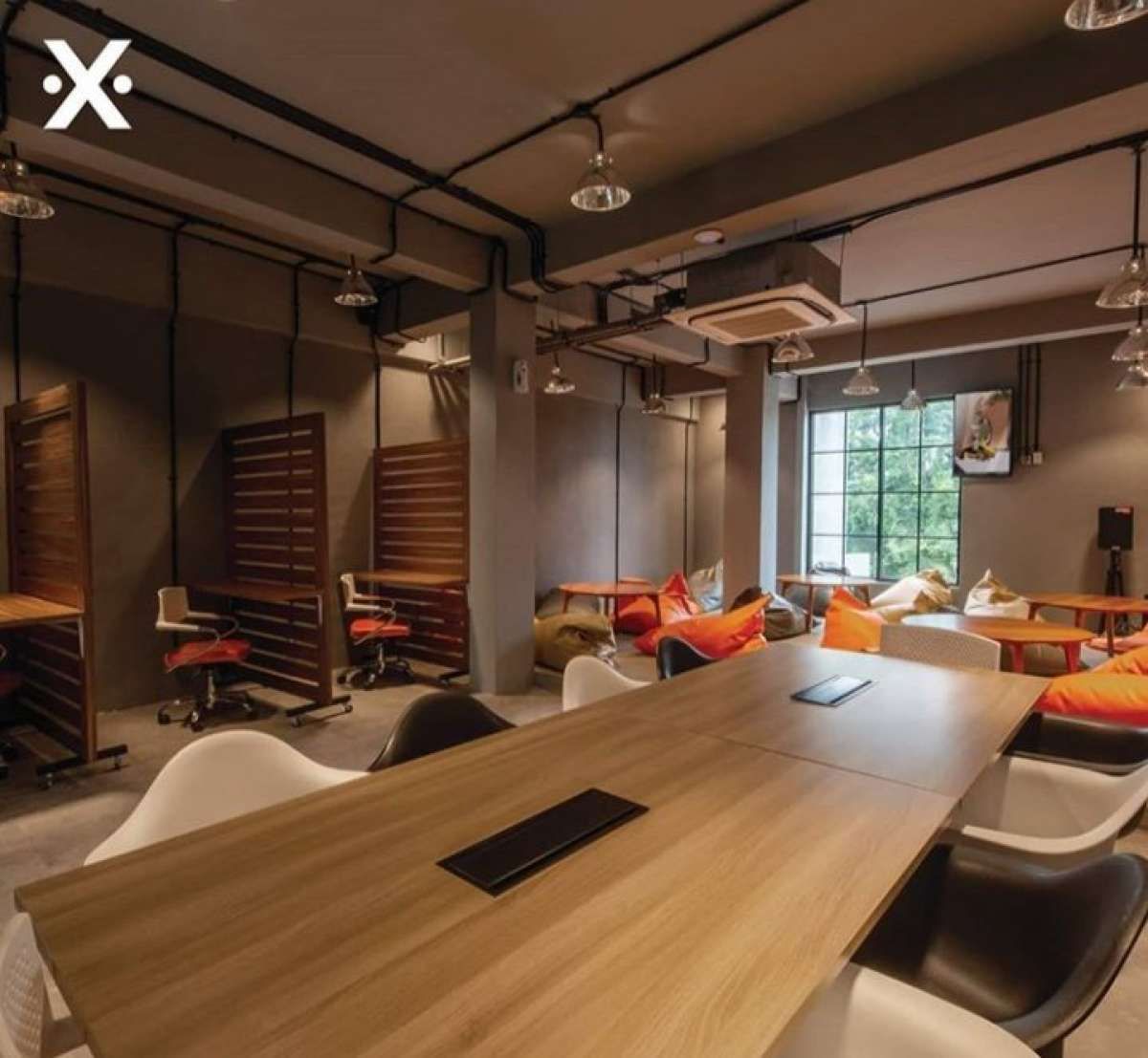 Akhir Bulan Madu Coworking Space