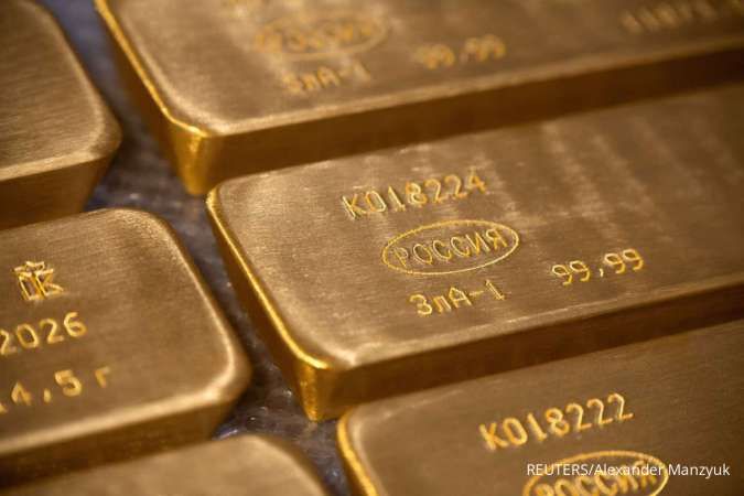 Harga Emas Naik Tipis, Tapi Tertekan Sinyal Hawkish The Fed