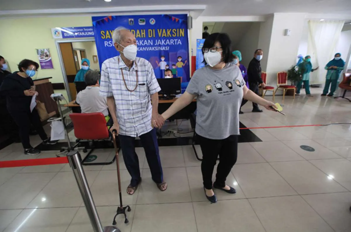 7 Makanan Sehat untuk Lansia, Mulai dari Vitamin dan Gula Alami