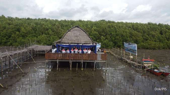 Dukung Komitmen ESG, PIS Lakukan Penanaman 1.000 Mangrove di Makassar