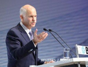 Meski oposisi menolak, Papandreou tetap berupaya dapatkan bailout 