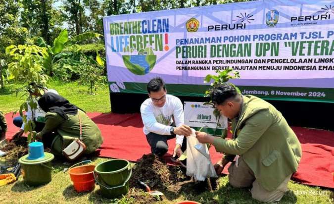 Dukung Pengurangan Emisi Karbon, Peruri Tanam 1.200 Pohon di Jombang, Jatim