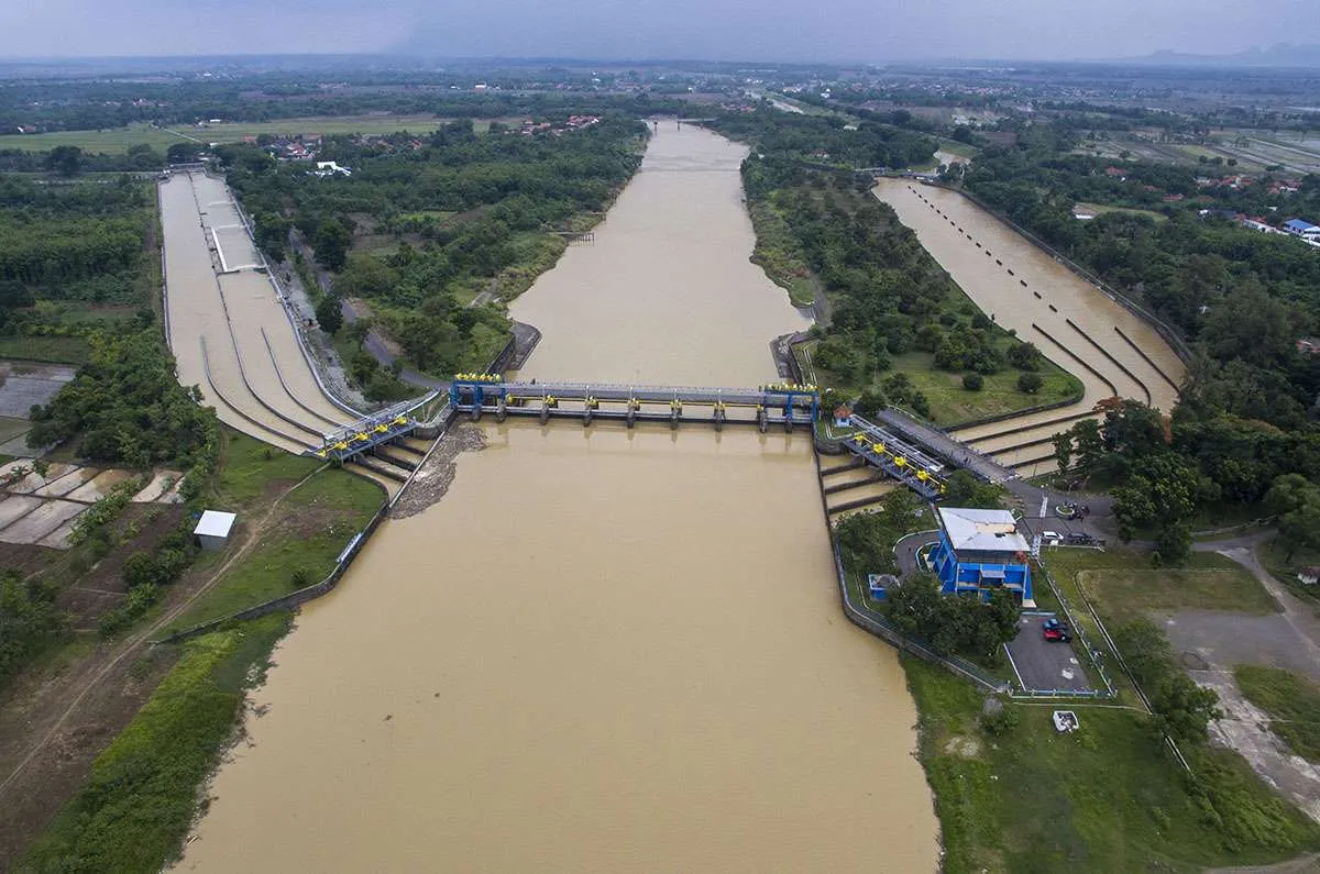 Jokowi Titahkan Semua Proyek Strategis Nasional Selesai pada Semester I 2024