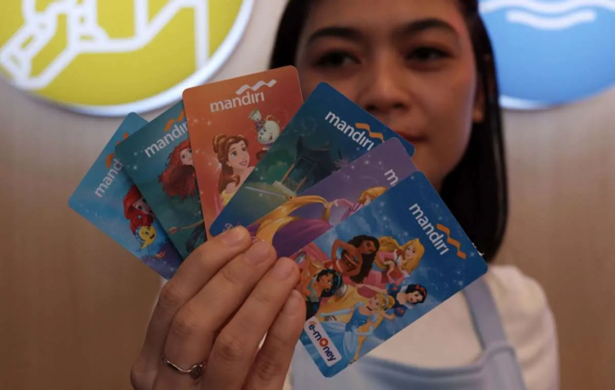 Berkat ponsel, pengguna uang elektronik naik empat kali lipat dari 2016