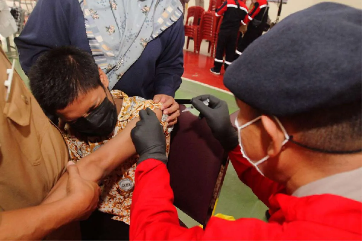 Bagaimana jika setelah vaksin Covid-19 tidak merasakan efek samping?