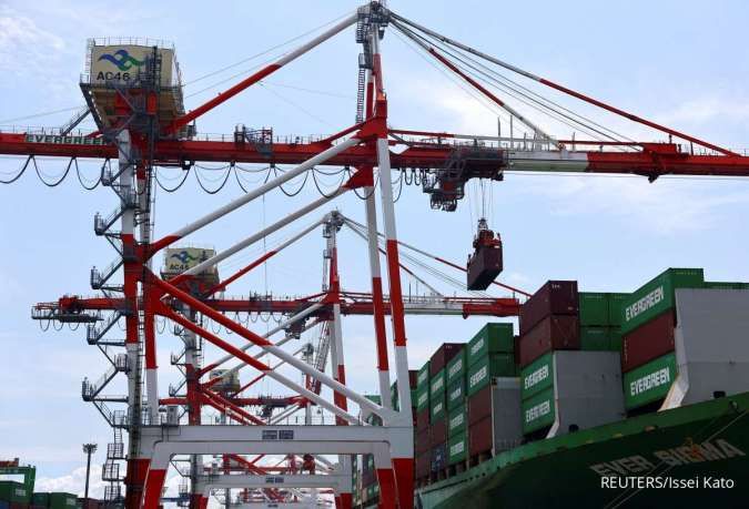 Kapal Kontainer Korea Selatan Akan Menjajal Rute Arktik Menuju Eropa