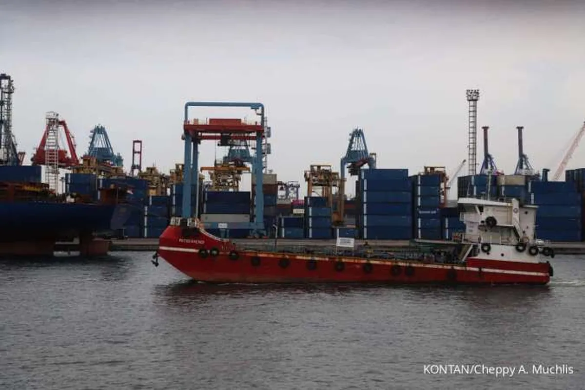 Surplus Neraca Perdagangan Diperkirakan Menyusut pada April 2025