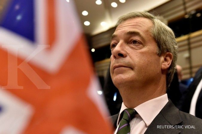 Farage, pemimpin Partai proBrexit mundur