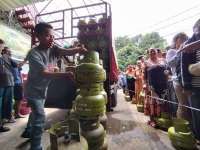 Antre Elpiji 3 Kg di Agen Mulai Mengular, Masyarakat Makin Sulit dapat Elpiji Subsidi
