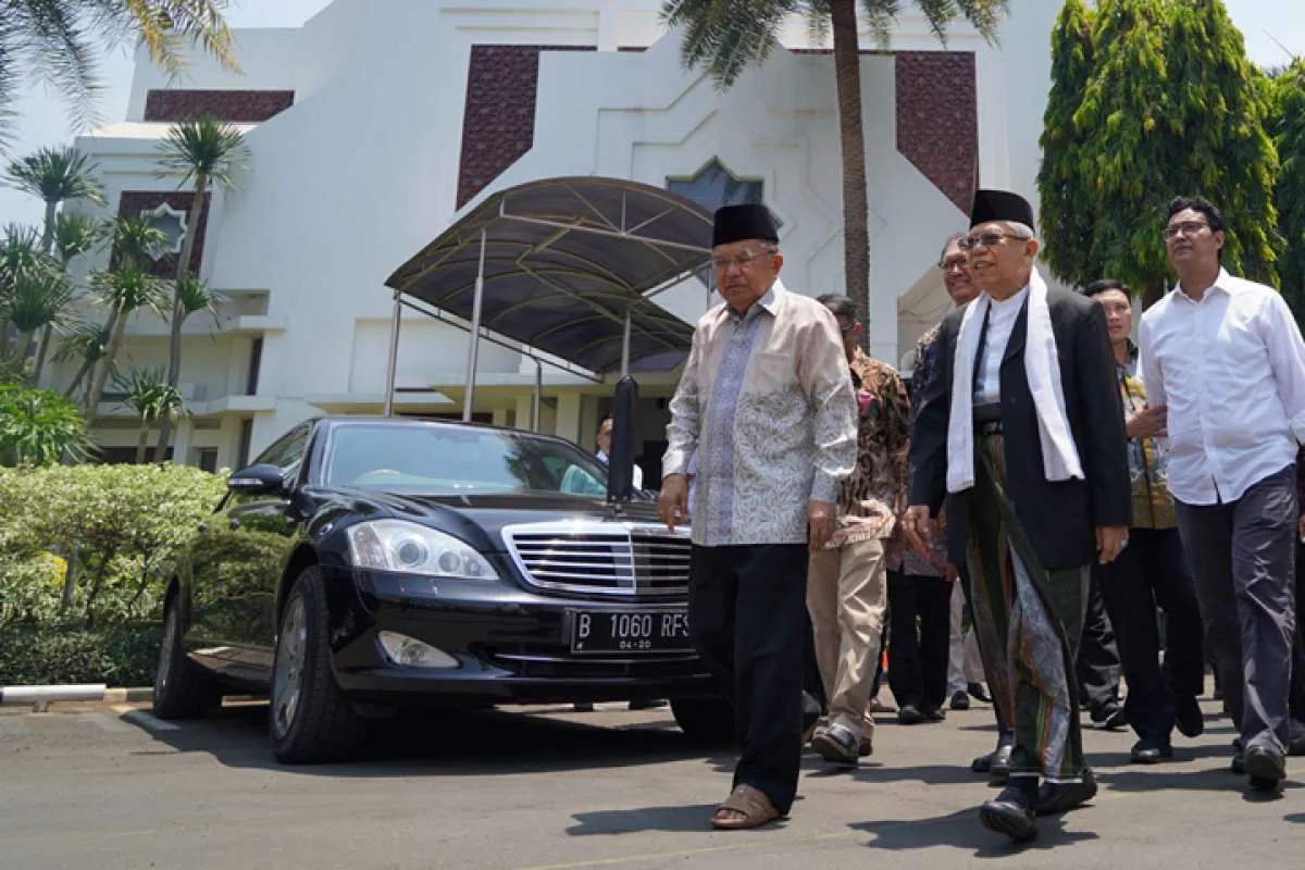 Ma'ruf Amin datangi istana wakil presiden, bahas apa?