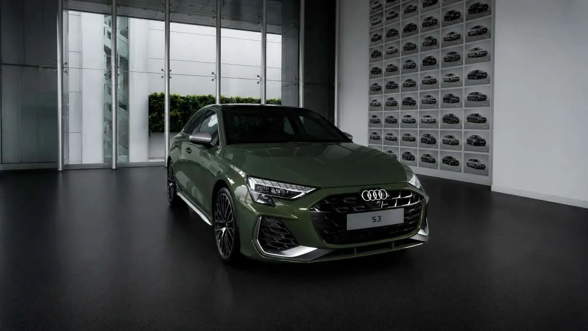 Persaingan Segmen Mobil Premium Makin Ketat, Produsen Mengubah Strategi