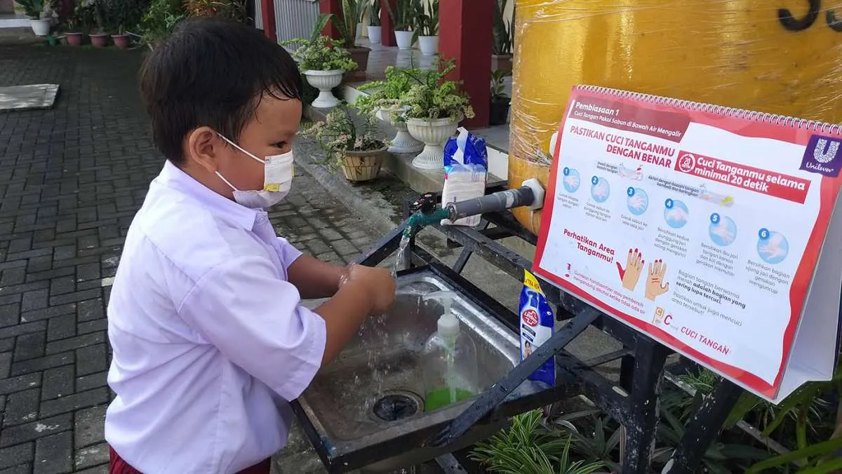 Cara Mengajarkan Kebersihan Diri dan Lingkungan Pada Anak Sejak Dini