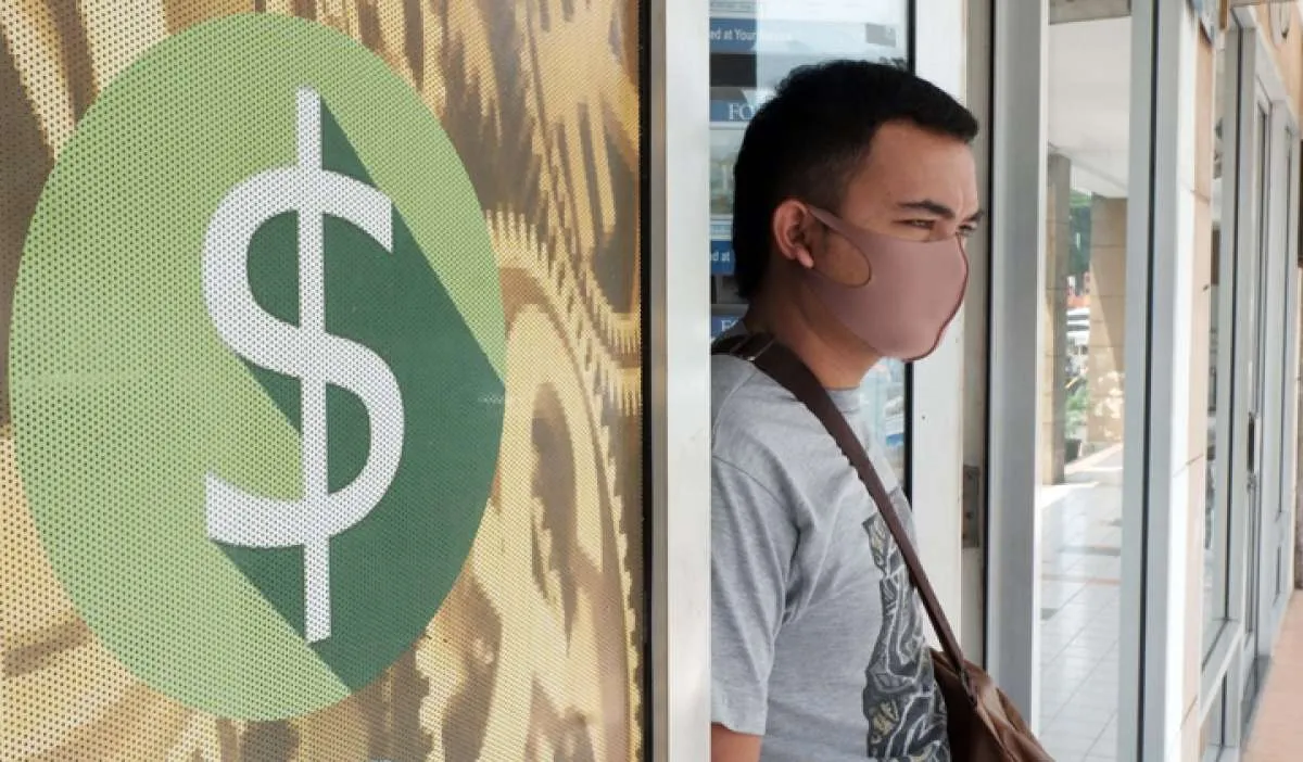 Pandemi corona bakal memangkas pengiriman uang global hingga US$ 100 miliar