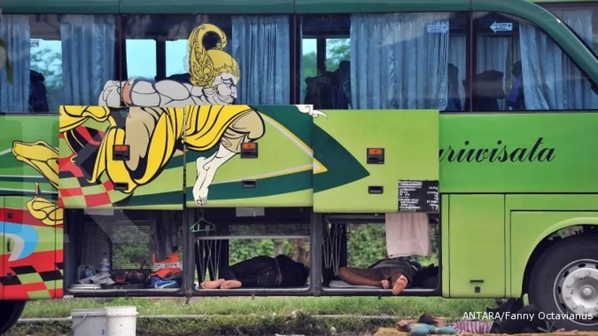 Bus City Tour Jakarta dilengkapi internet gratis