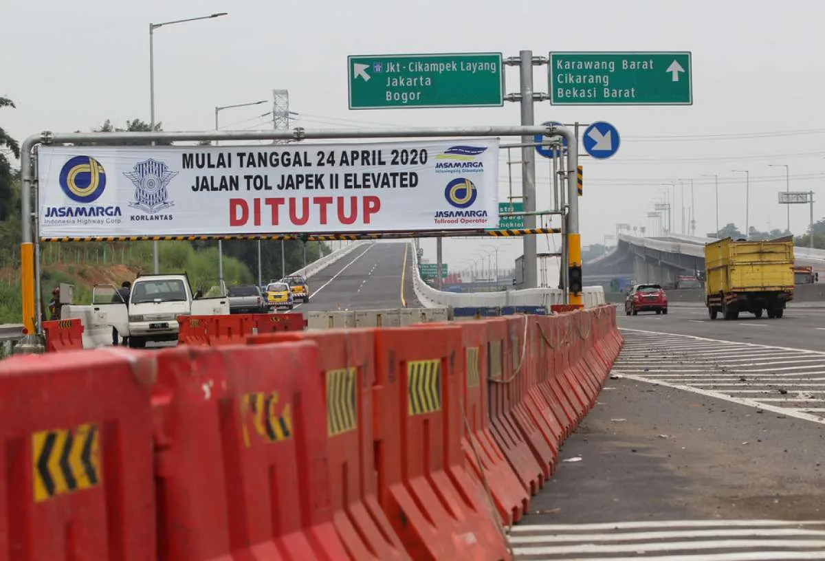 Ada One Way, Tol Layang MBZ ke Arah Cikampek Masih Ditutup