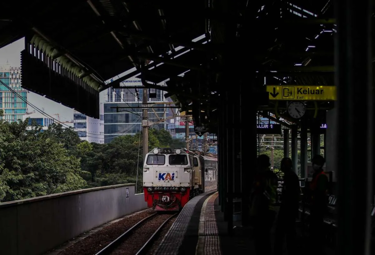 H-1 Natal, 6.600 Penumpang KA Berangkat dari Stasiun Gambir