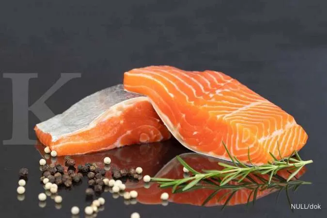 Gunakan ikan salmon sebagai obat herbal kolesterol.