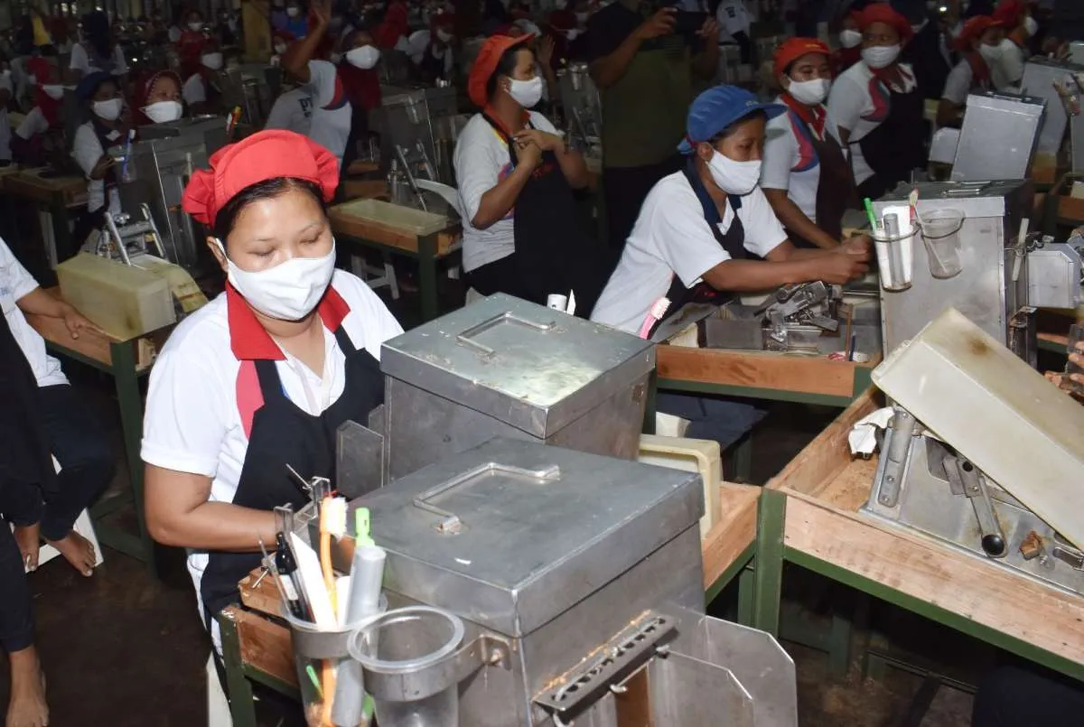 Guru Besar Universitas Brawijaya: Pemerintah jangan matikan industri rokok