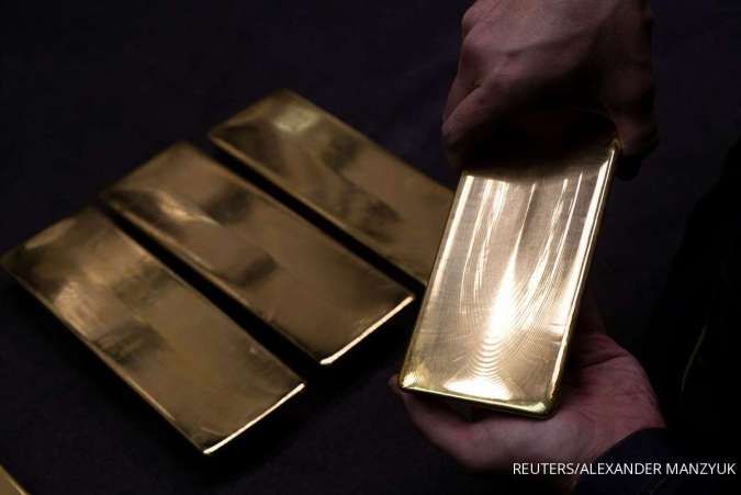 Gold Eases as U.S. CPI Takes Centre Stage