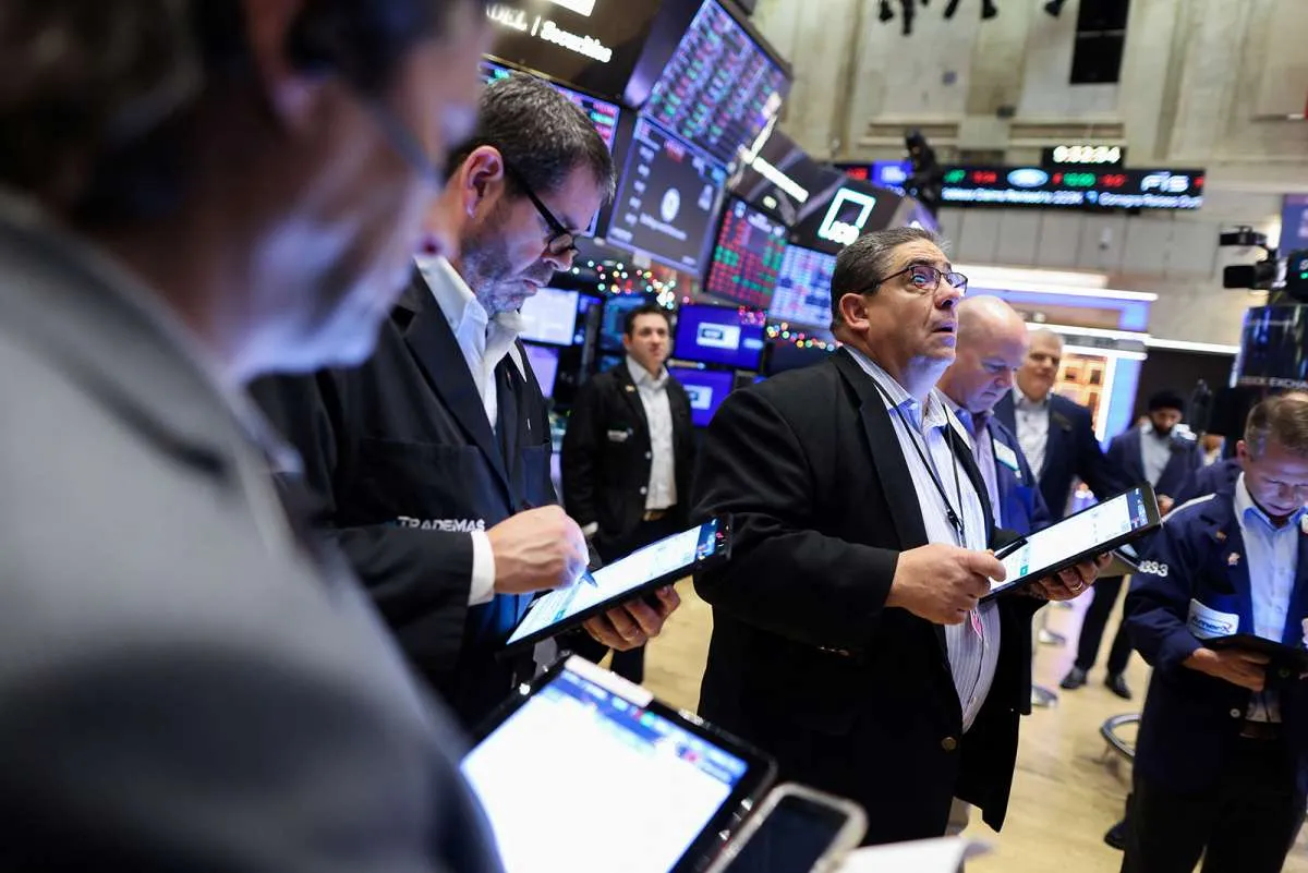 Wall Street Mixed Pasca The Fed Memberi Sinyal Kenaikan Suku Bunga Masih Terbuka