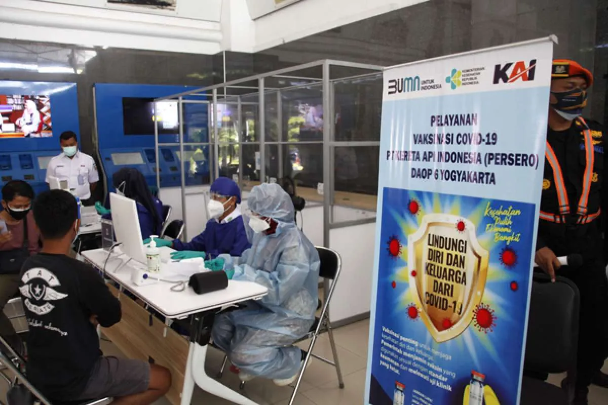 11 Stasiun kereta api buka layanan vaksinasi gratis, ini syarat dan ketentuannya