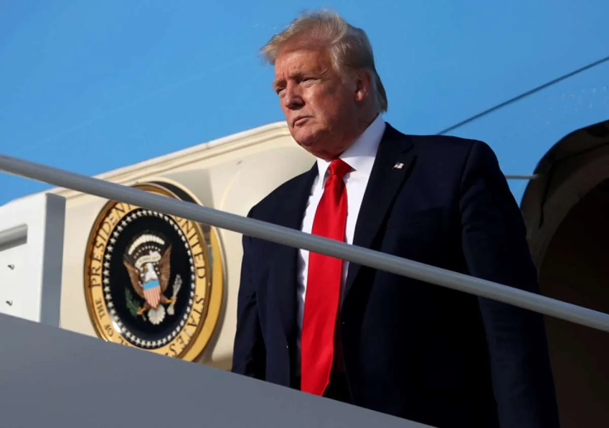 Trump berencana tinjau UU Komunikasi yang melindungi Twitter dkk