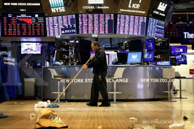 Wall Street turun lebih lambat, investor mengurangi ketakutan virus corona