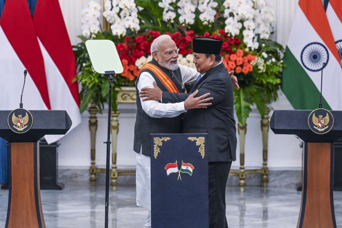 Kerja Sama QR Code hingga Antariksa