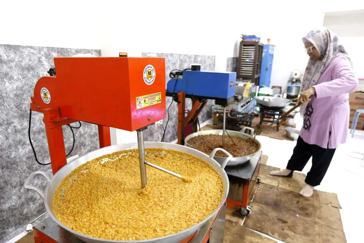 Cara Pemerintah Amankan Anggaran MBG di Tengah Lonjakan Harga BBM