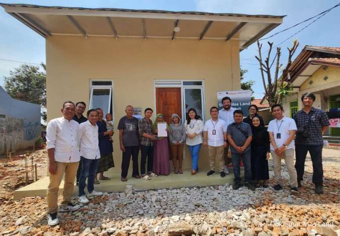 Sinar Mas Land Berikan Bantuan Renovasi Rumah Tak Layak Huni bagi Warga Tangerang