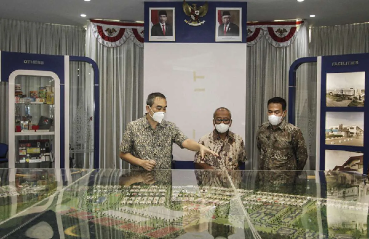 Totalindo Eka Persada (TOPS) Lakukan Topping Off The South Condo One Avenue Batam