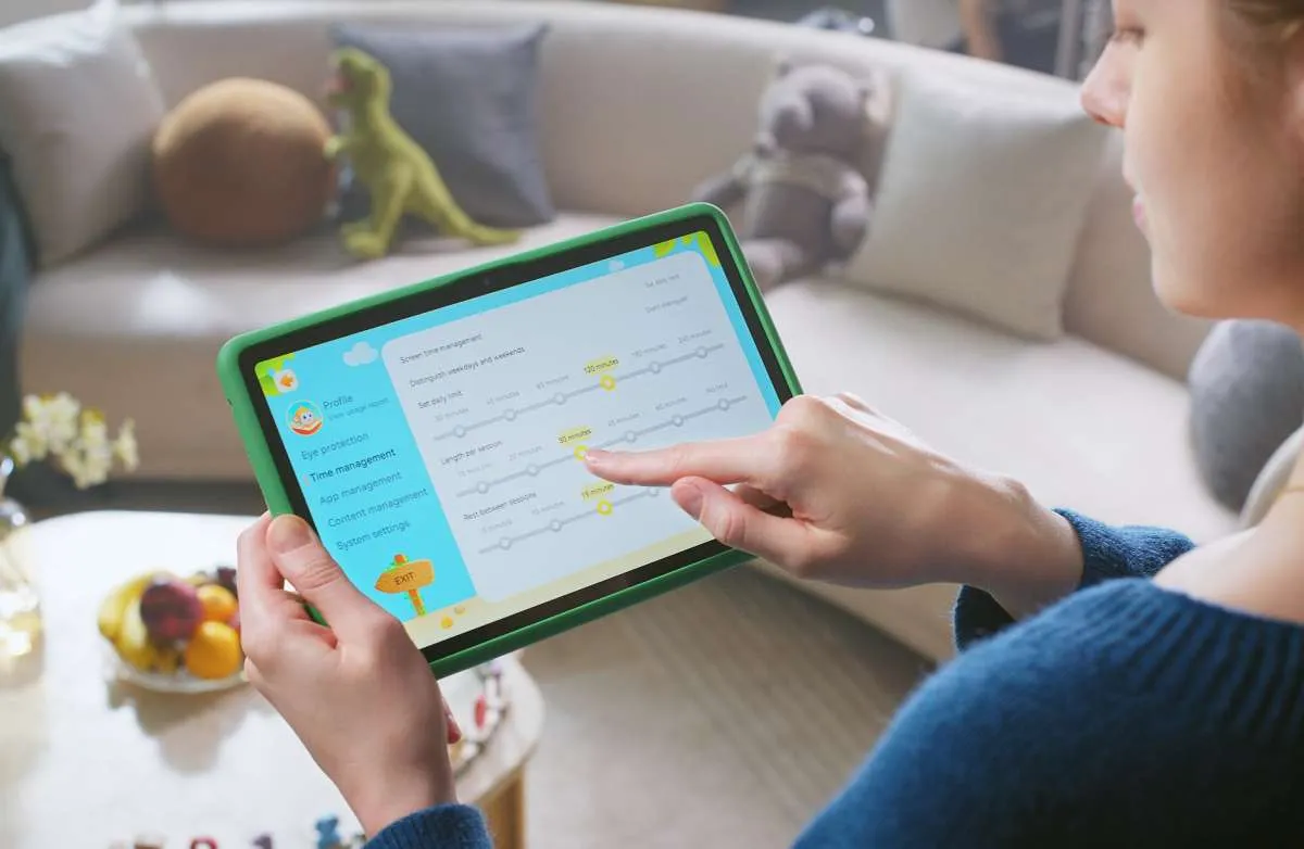 Solusi Kecemasan Orang Tua, HUAWEI MatePad SE Kids Edition, Tablet Aman Sahabat Anak 