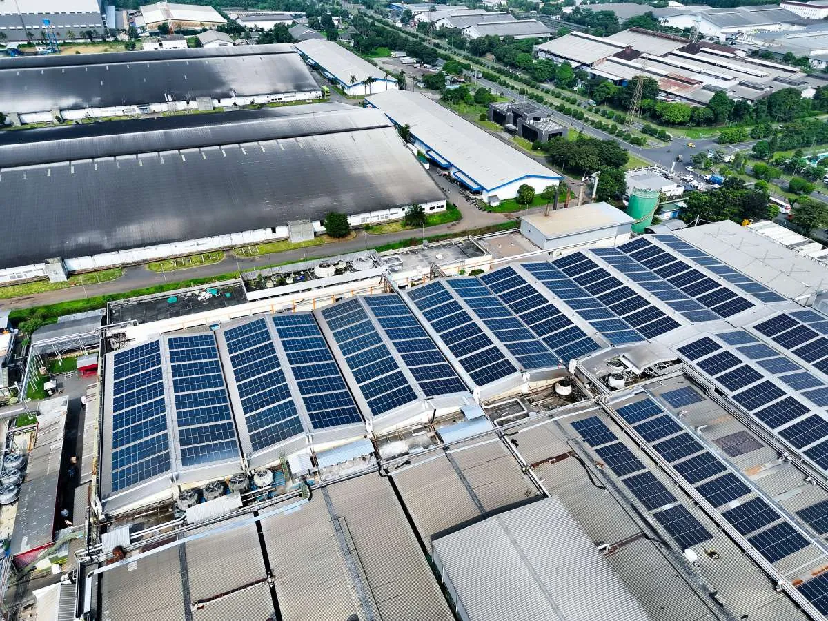 WINGS Group Pasang PLTS Atap 36 MWp di Delapan Pabrik