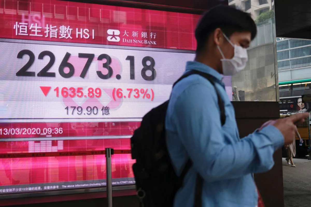 Hong Kong beri stimulus untuk membantu pebisnis bayar gaji karyawan 