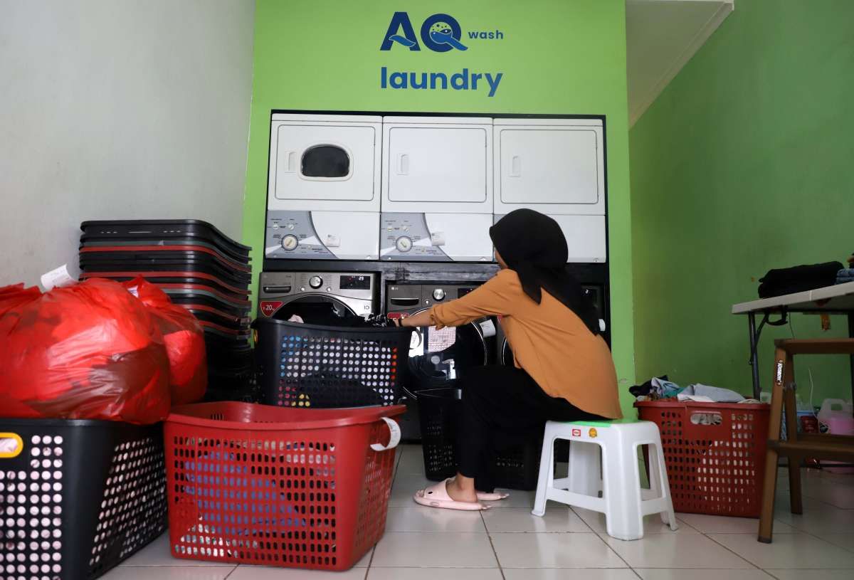 ART Belum Balik, Bisnis Laundry Kebanjiran Order