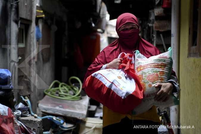 Stafsus Menkeu Sri Mulyani: Bansos Covid-19 itu spesial, mencakup 60% penduduk miskin