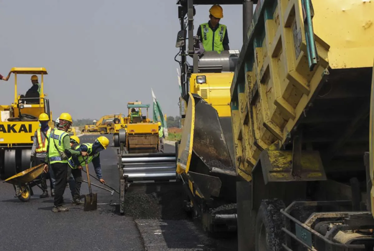 Chandra Asri (TPIA) Targetkan Pemakaian Aspal Plastik Meningkat Tahun Ini