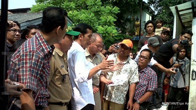 Kejar Jokowi, mobil wartawan tabrakan