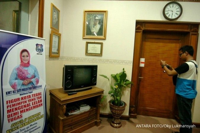 KPK tangkap Wali Kota Tegal Siti Masitha Soeparno